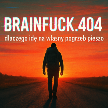 Mężczyzna idący samotnie drogą o zachodzie słońca – symboliczna grafika do wpisu o walce z rakiem i epilepsją, 600 km pieszo przez Polskę